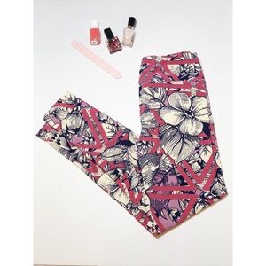 LuLaRoe One Size Pink Patterned Leggings